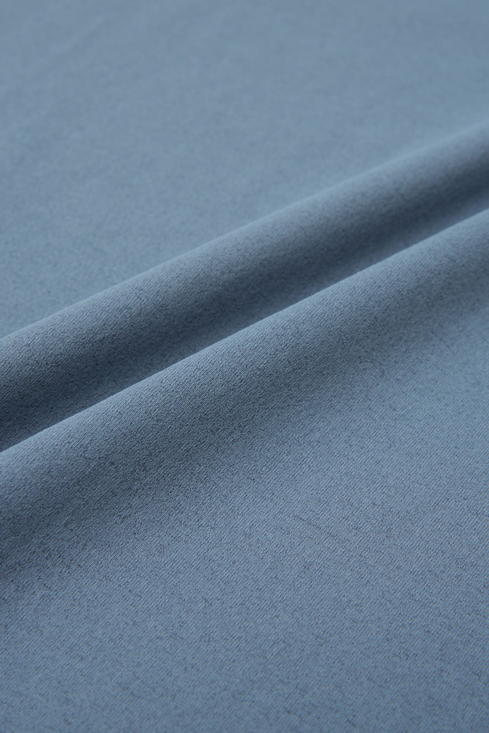Lightweight Placket Design